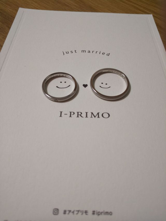 購入特典で貰った撮影用の台紙の上で撮りました！