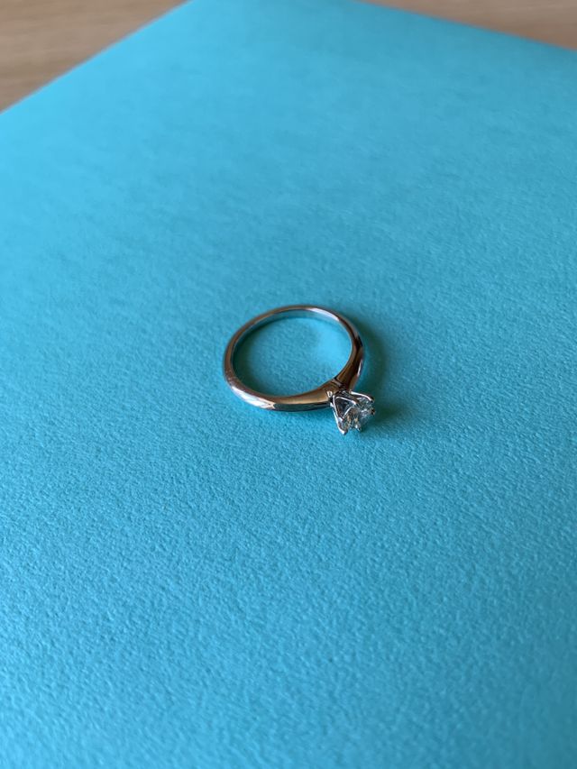 セッティングエンゲージメントリングプラチナ