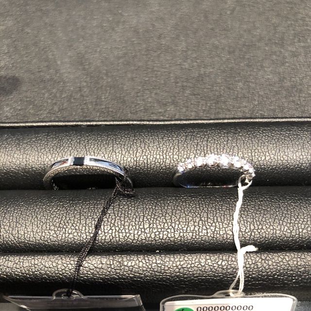 ペア感は気にせず、お互いに好みなものを選びました