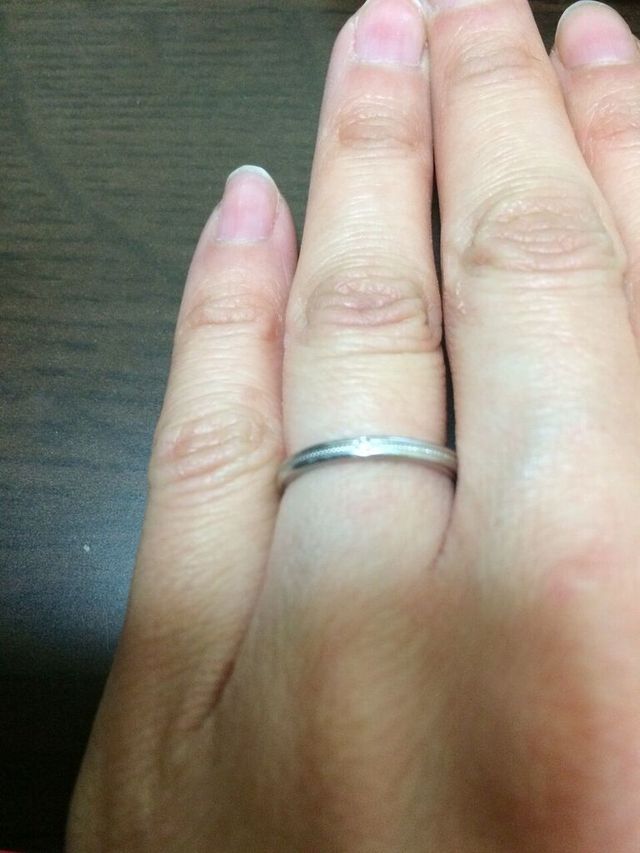 細めのリングです。