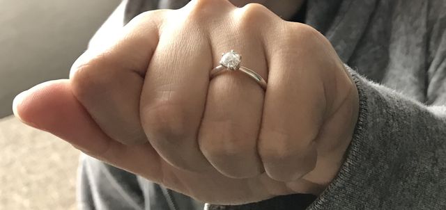 ダイヤモンドシライシ銀座店で購入した婚約指輪
