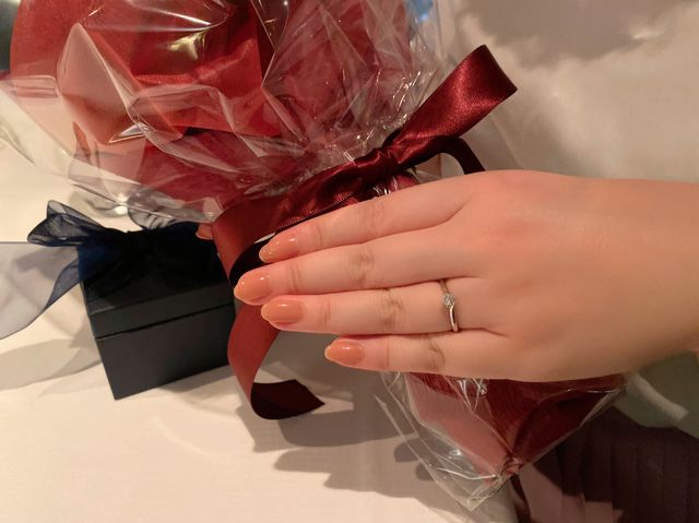 初めて指にはめてもらいました