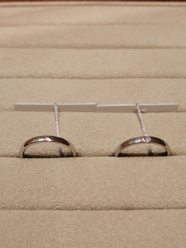 シンプルで花柄のダイヤがとてもかわいい！