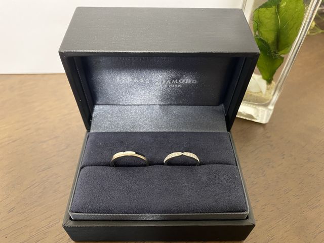 とても素敵なデザインの結婚指輪です