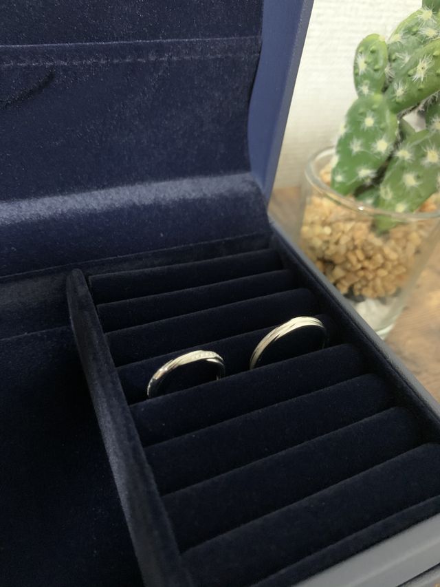 女性はブルーミン、男性はアフターエバーっていう種類です。