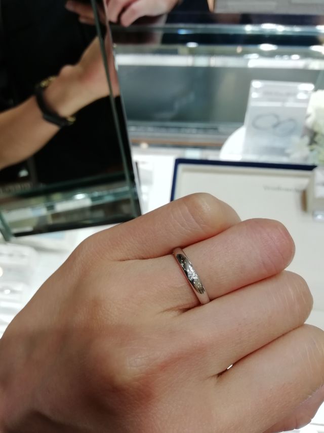 内甲丸でつけ心地がいいです