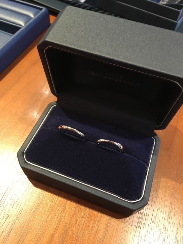 お互いの手に似合うものを選んだ結果こちらに落ち着きました