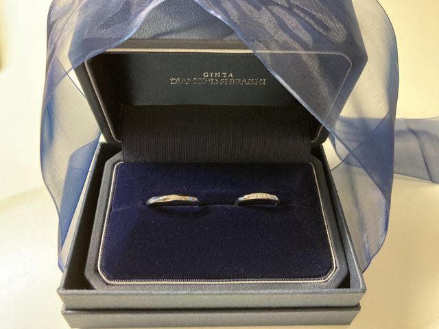 右がティアオブリリー
左はイリュミティ