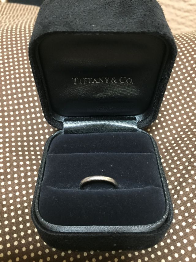 買ったときのBOXです。ティファニーさんBOXもかわいい。