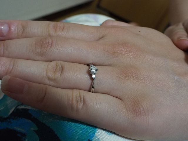 ラザールダイヤモンドのヴァイン(0.26ct)です。