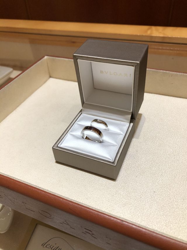 ペアリングにせず、それぞれ好きなデザインに決定。