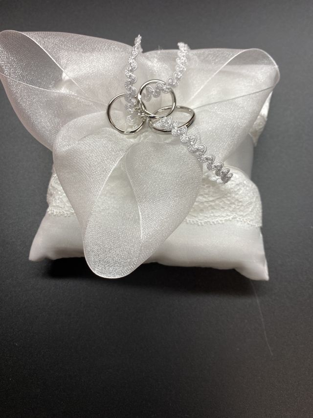 キャンペーンで頂いたリングピローです