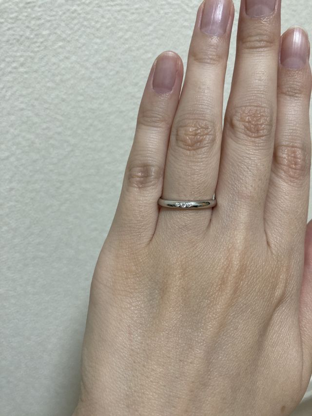 3石のダイヤモンドが可愛くて気に入っています。