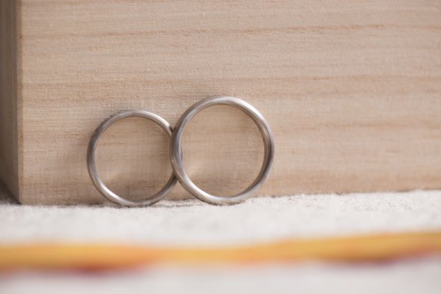 前撮りで撮影しました！木箱も味があってお気に入りです♡