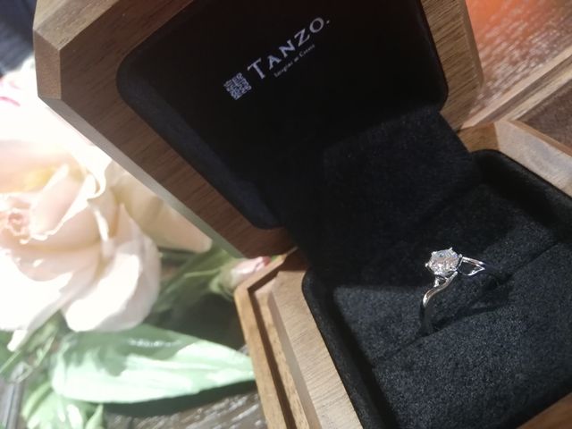 私のわがままを全て叶えてくれた婚約指輪に大変満足してます！