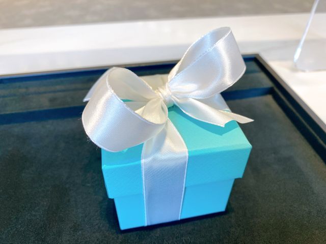 ティファニーブルーのかわいいBOX