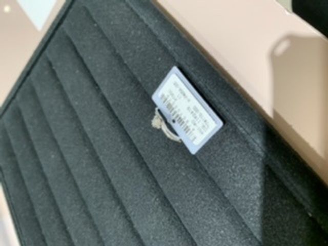 ポートレートで撮りました。