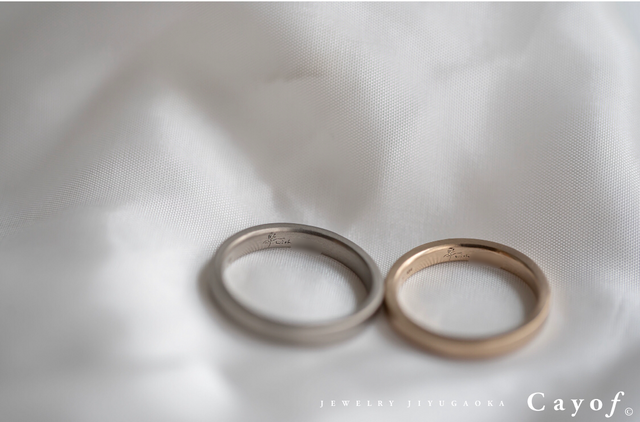 結婚指輪にはオーダーの刻印を入れてもらいました。