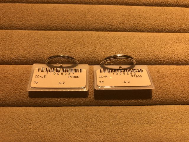 指にあったリングを紹介してくれました。