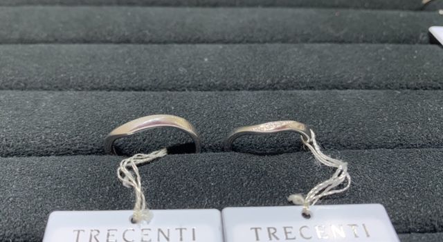 購入した結婚指輪（左が男性、右が女性です）