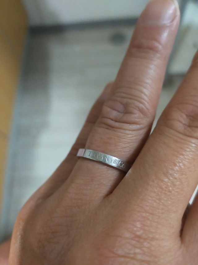 購入してから現在の指輪の状態です。