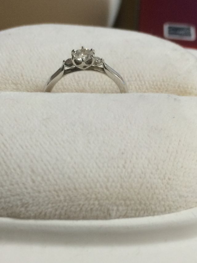 鈴蘭の花のデザインです