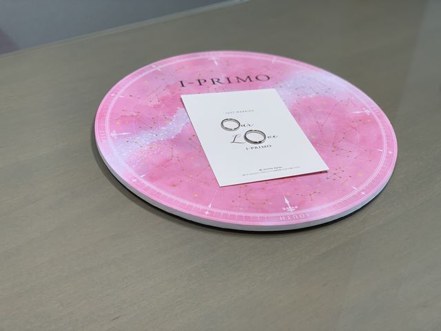 店舗にあった物で撮影しました