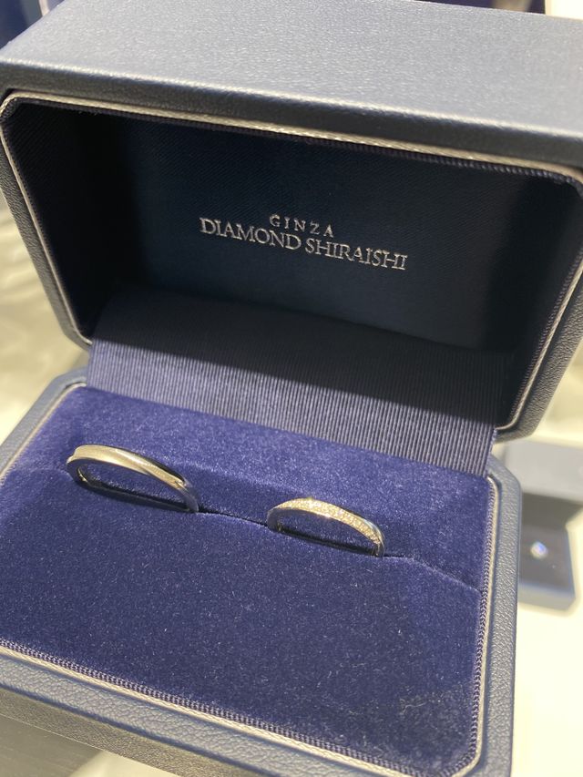 ダイヤモンドシライシのブーケという指輪です。