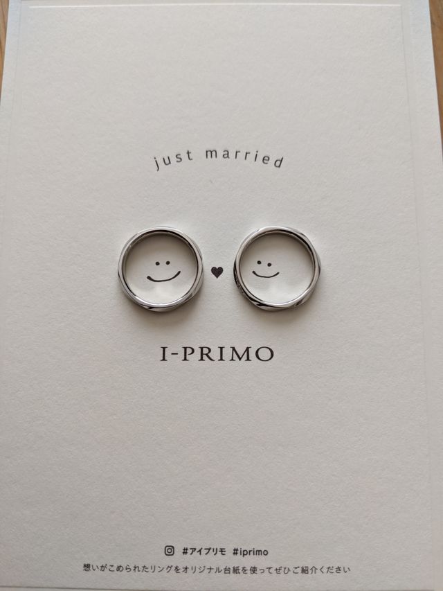 アイプリモさんでいただいた紙にのせました！