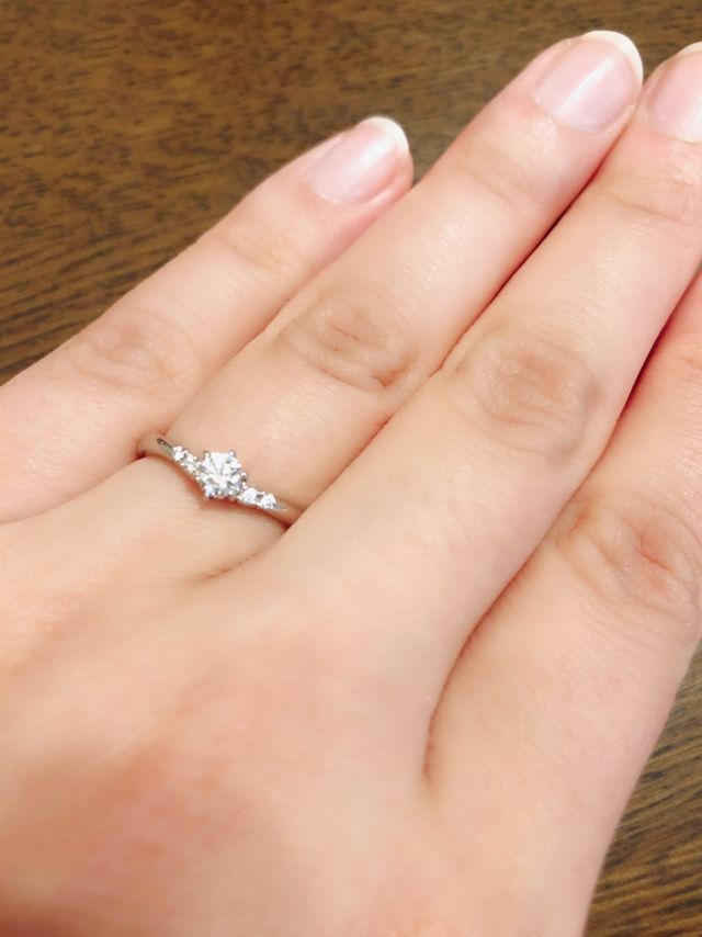 彼女が付けている様子です。