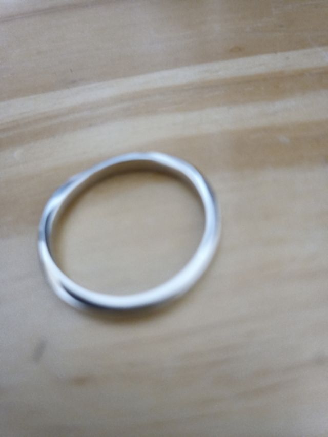 シンプルだけどデザイン性もあって良かったです。