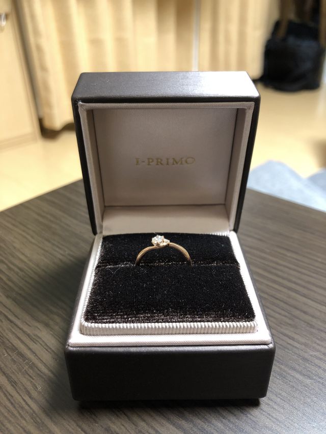 商品名：ピオネ
色：ピンクゴールド