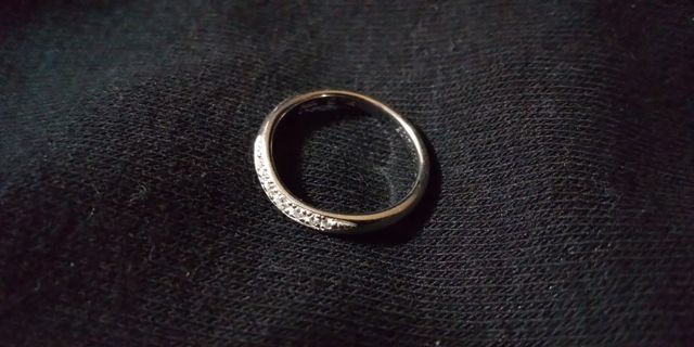 u字形の丸いフォルムでかわいいです