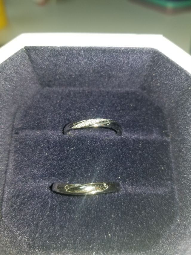 期間限定の指輪ということもあり、気に入り購入を決めました