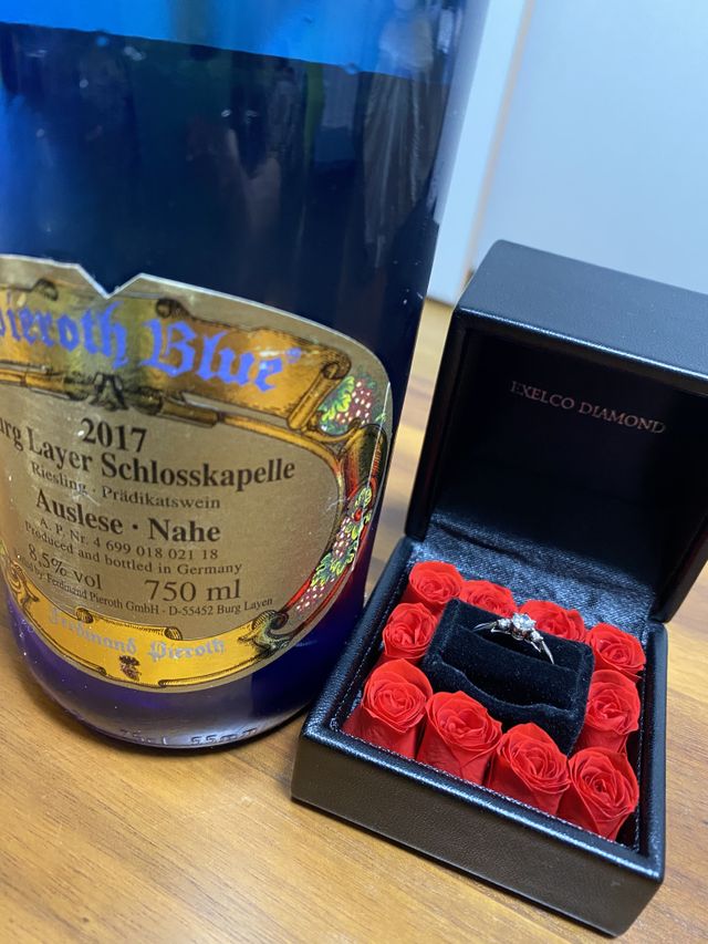 11本目のバラが指輪になっており、最愛の意味があるとか。