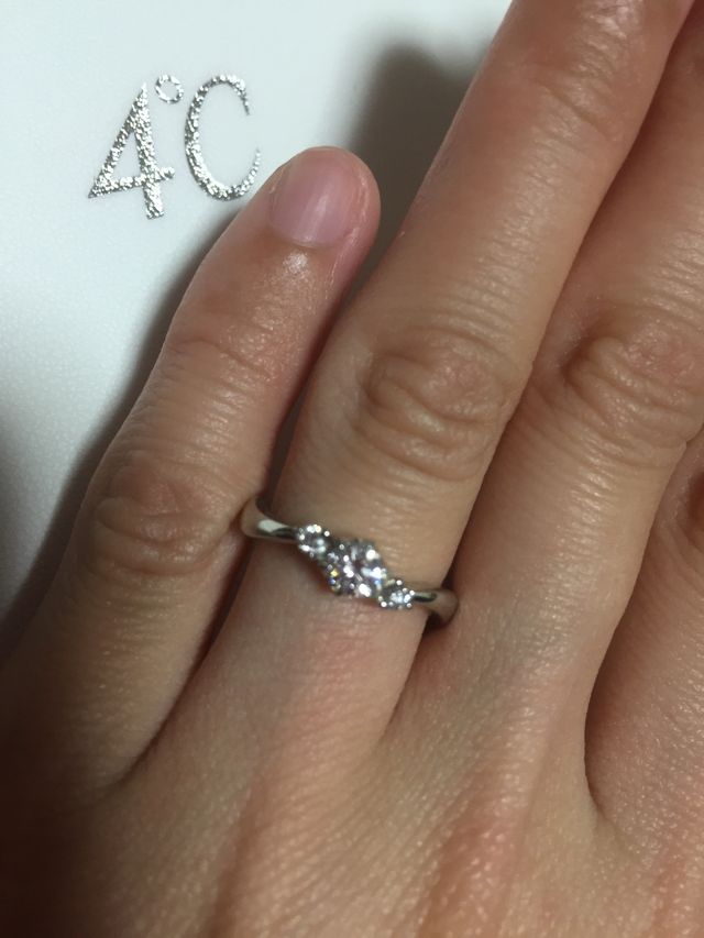 3連のダイヤがお気に入りです