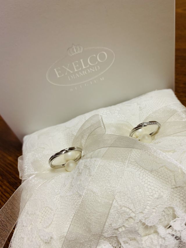 斜めのラインがオシャレで大人っぽいデザインです。