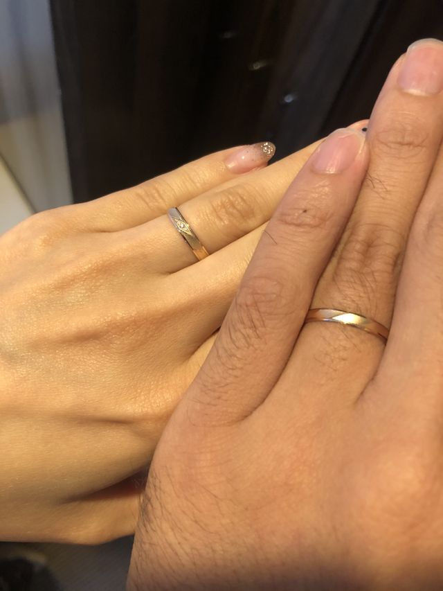 ピンクゴールドのシンプルな物を探してました。とても良いです！