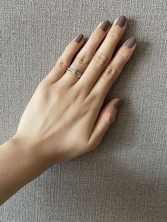 普段使いしやすく、キラキラなもの