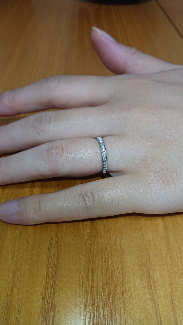 指に違和感なくフィットします。