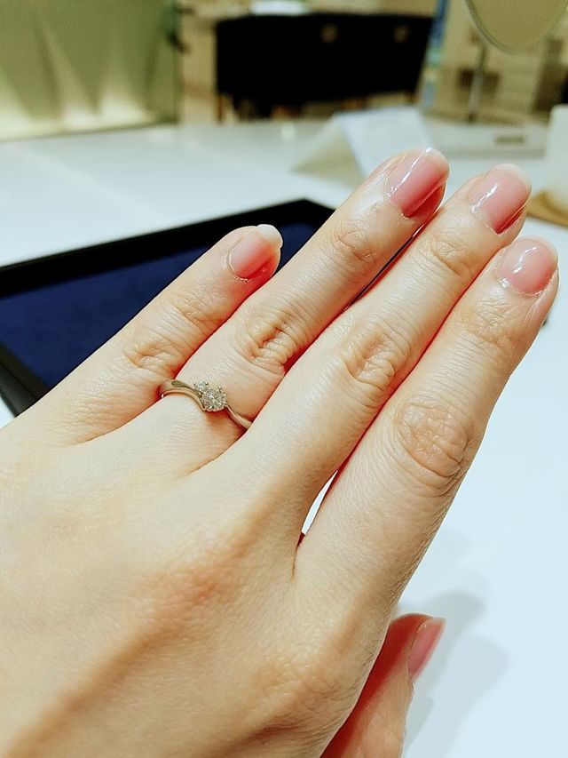 婚約指輪はこっちの方が気に入ったけど