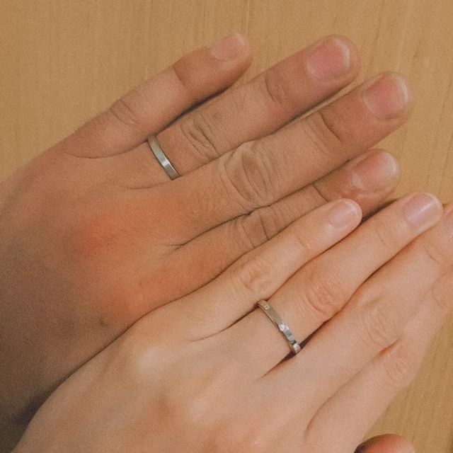 夫は艶消し加工をしていただきました。