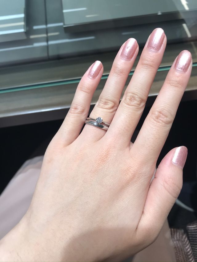 婚約指輪と