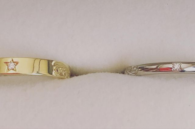 左が夫右が私です。
