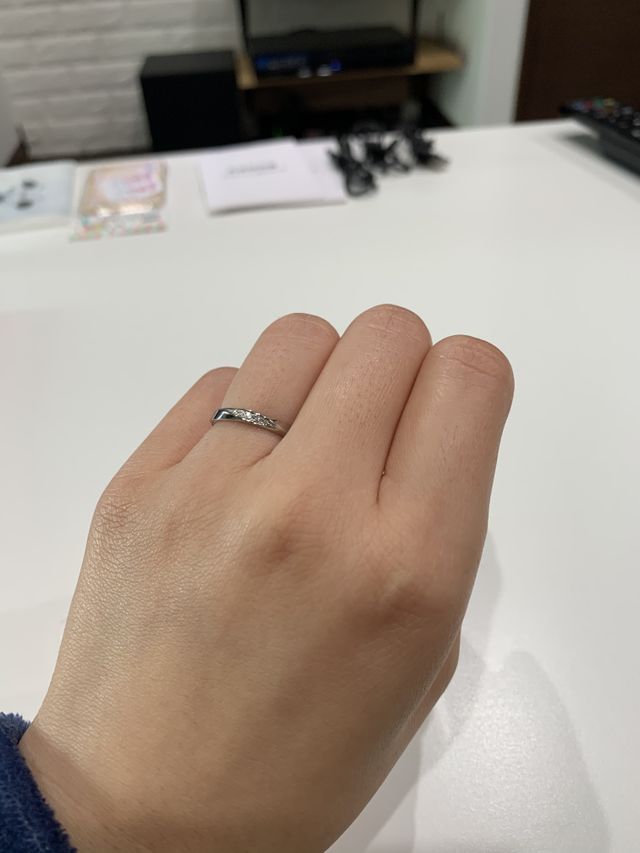 シンプルですが捻りがあってきれいです