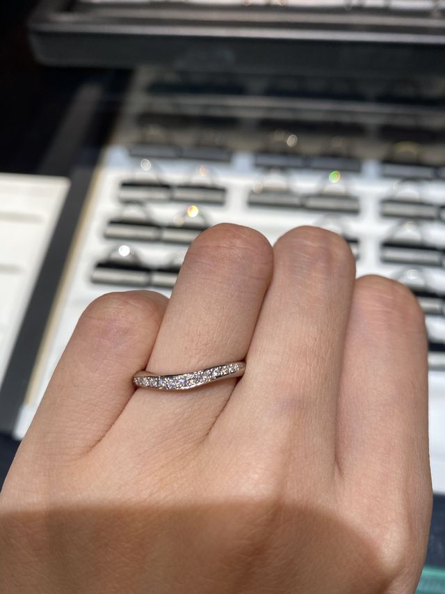 店舗での試着画です。