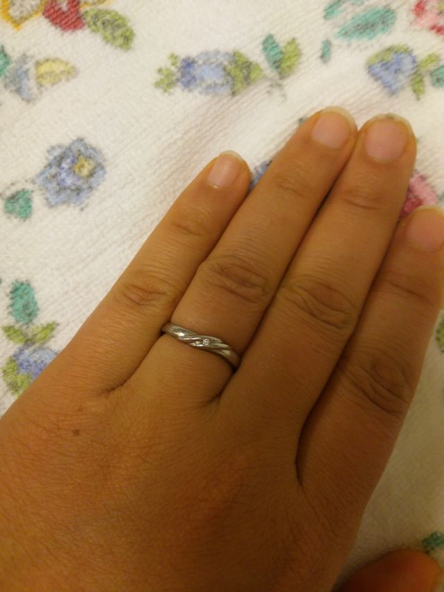 ダイヤが良いアクセントになってくれてます