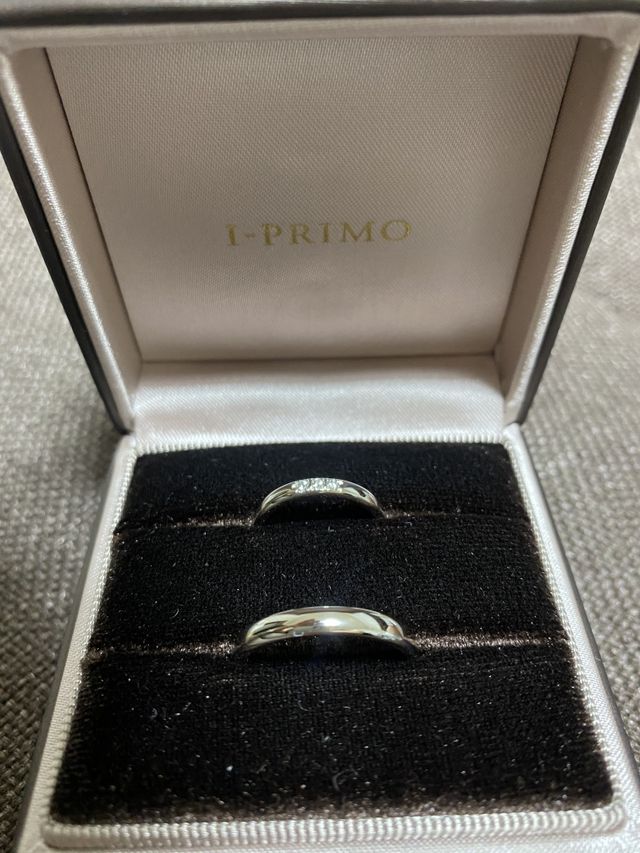 箱に入った指輪