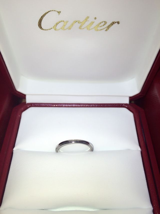 憧れのカルティエ！シンプルなデザインのものにしました。
