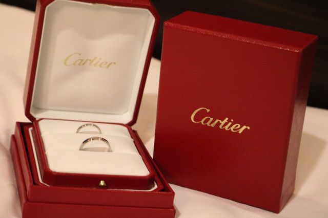 結婚指輪とボックス